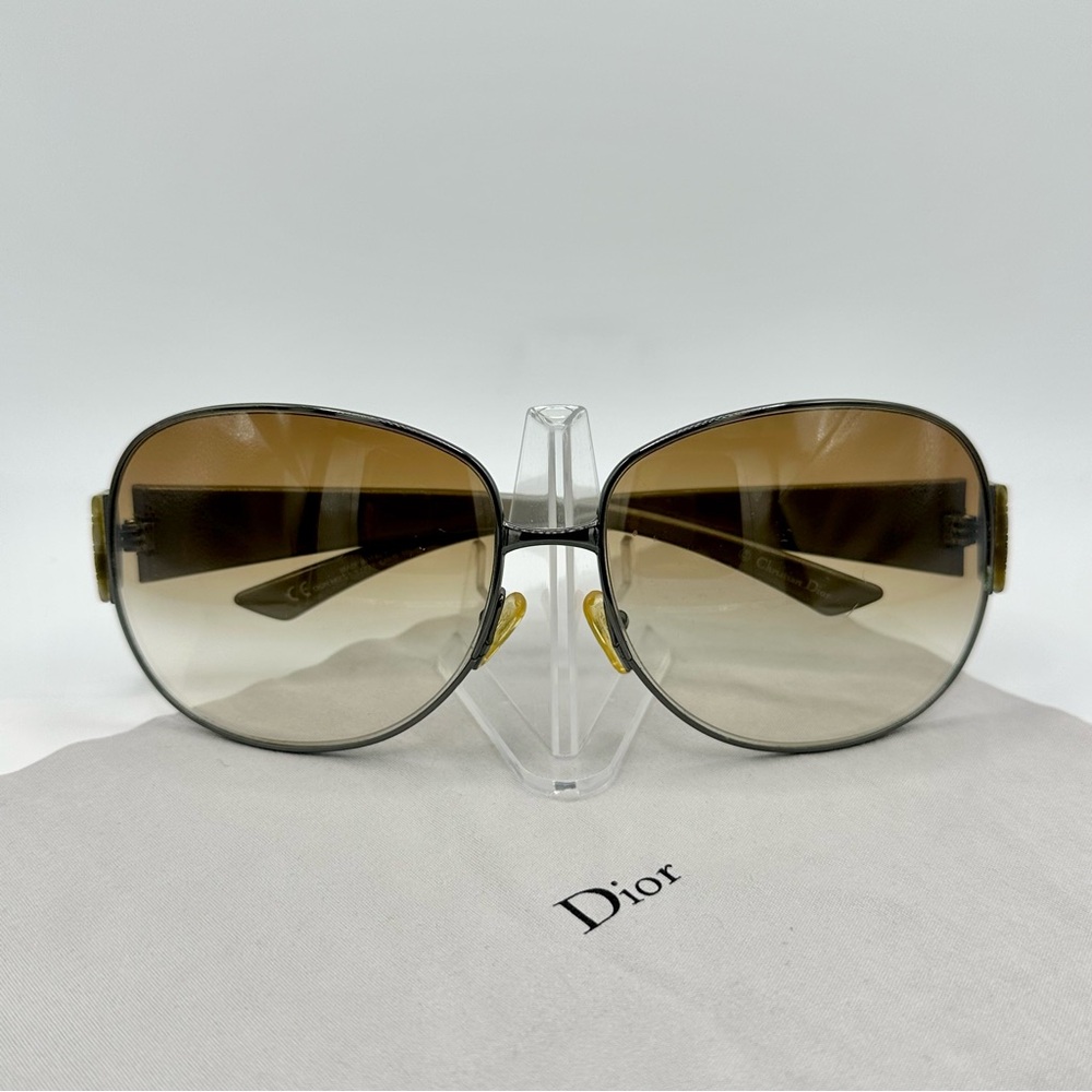 DIOR Oversized Sunglasses with Brown Gradient Lenses and Gray temples